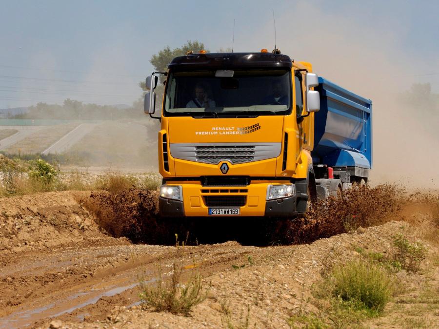  Renault Premium Lander 4x2 2006 года  (фото 15 из 18)